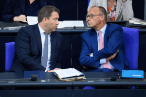 Wie die Koalition sich mit Tatendrang aus der Krise arbeiten will